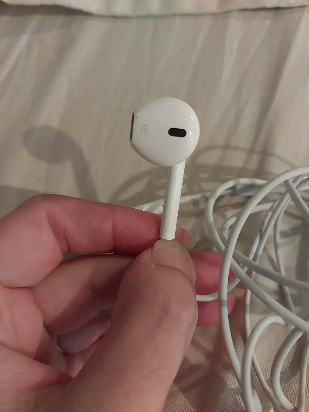 Apple EarPods with Lightning Connector